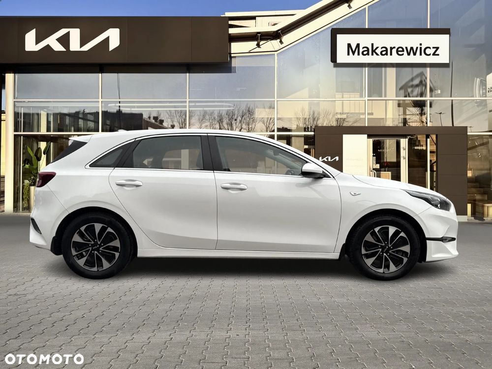 Kia Ceed 1.5 T-GDI M - 6