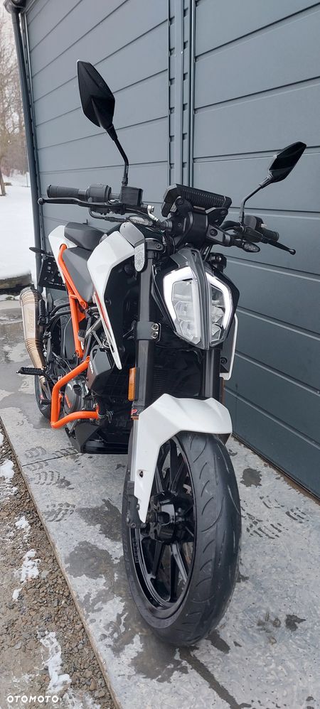 KTM Duke - 23