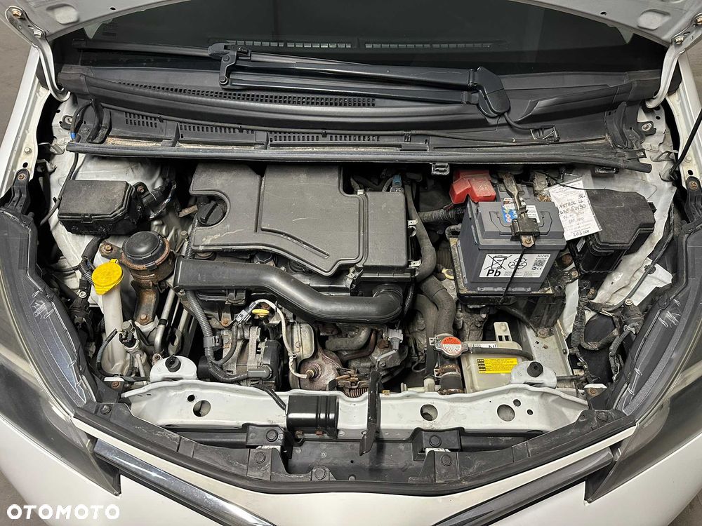 Toyota Yaris - 6