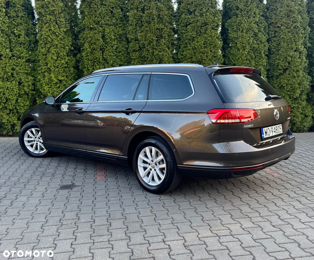 Volkswagen Passat 2.0 TDI (BlueMotion Technology) Comfortline - 16