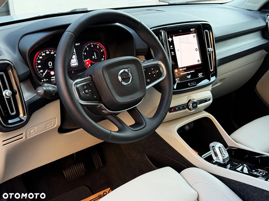 Volvo XC 40 T3 Inscription - 11