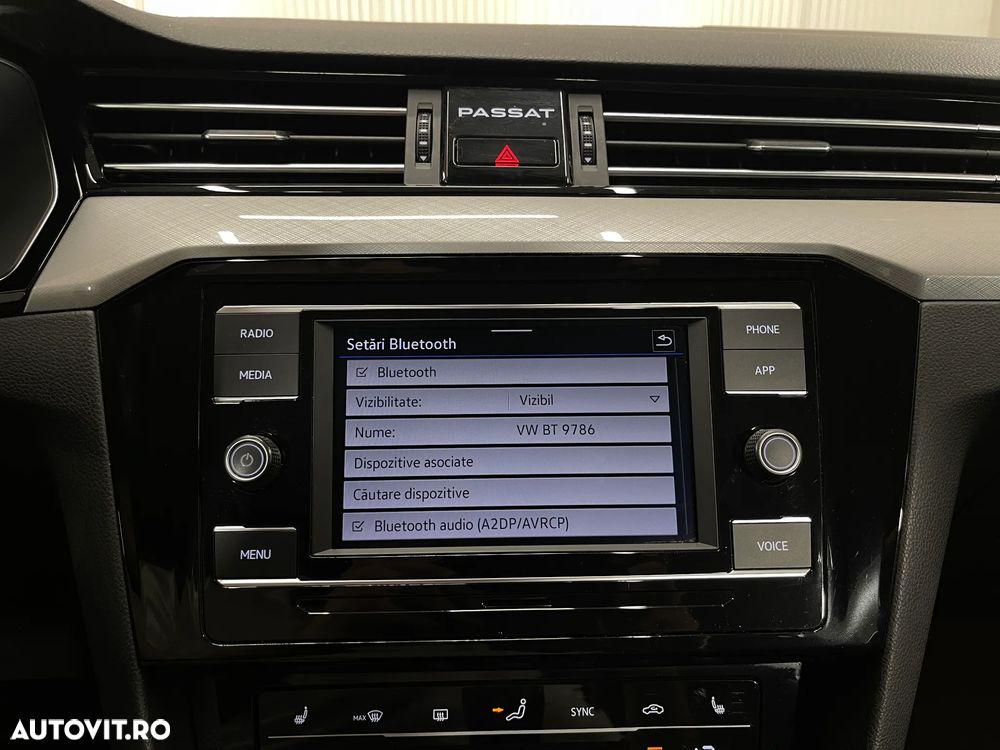 Volkswagen Passat 2.0 TDI Comfortline - 19