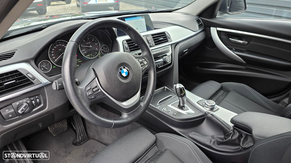 BMW 318 d Line Sport Auto - 24