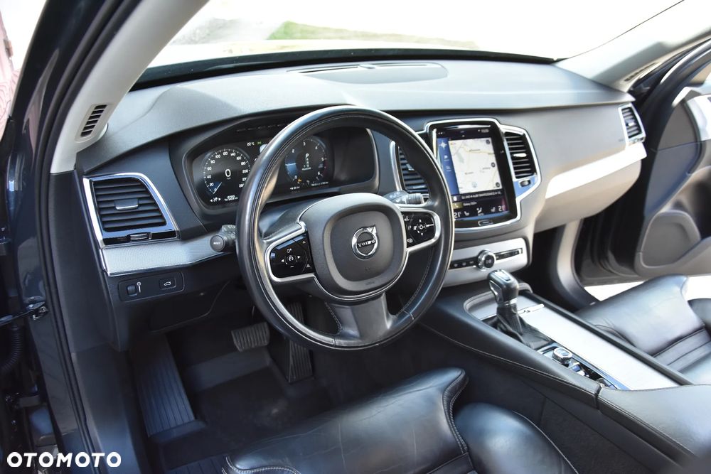 Volvo XC 90 - 11