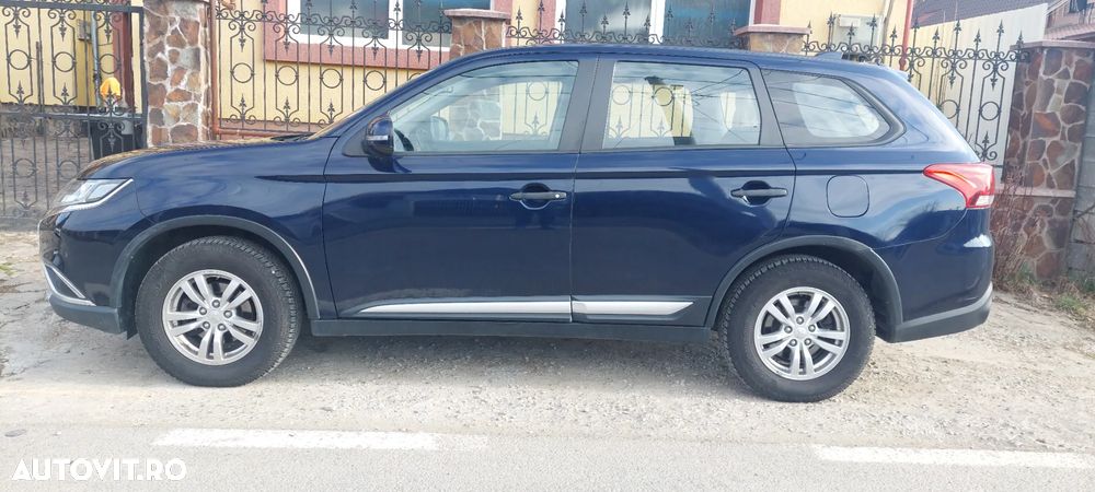 Mitsubishi Outlander 2.2 Litre DI-D AWD Instyle - 1