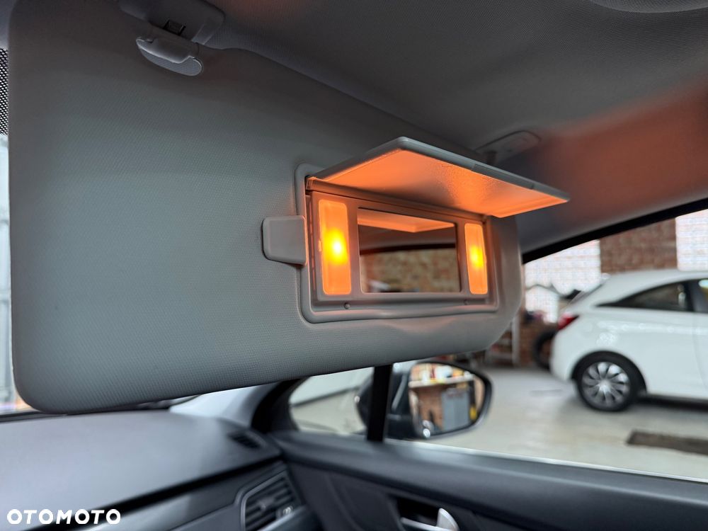 Peugeot 508 SW BlueHDi 150 Stop&Start Allure - 30