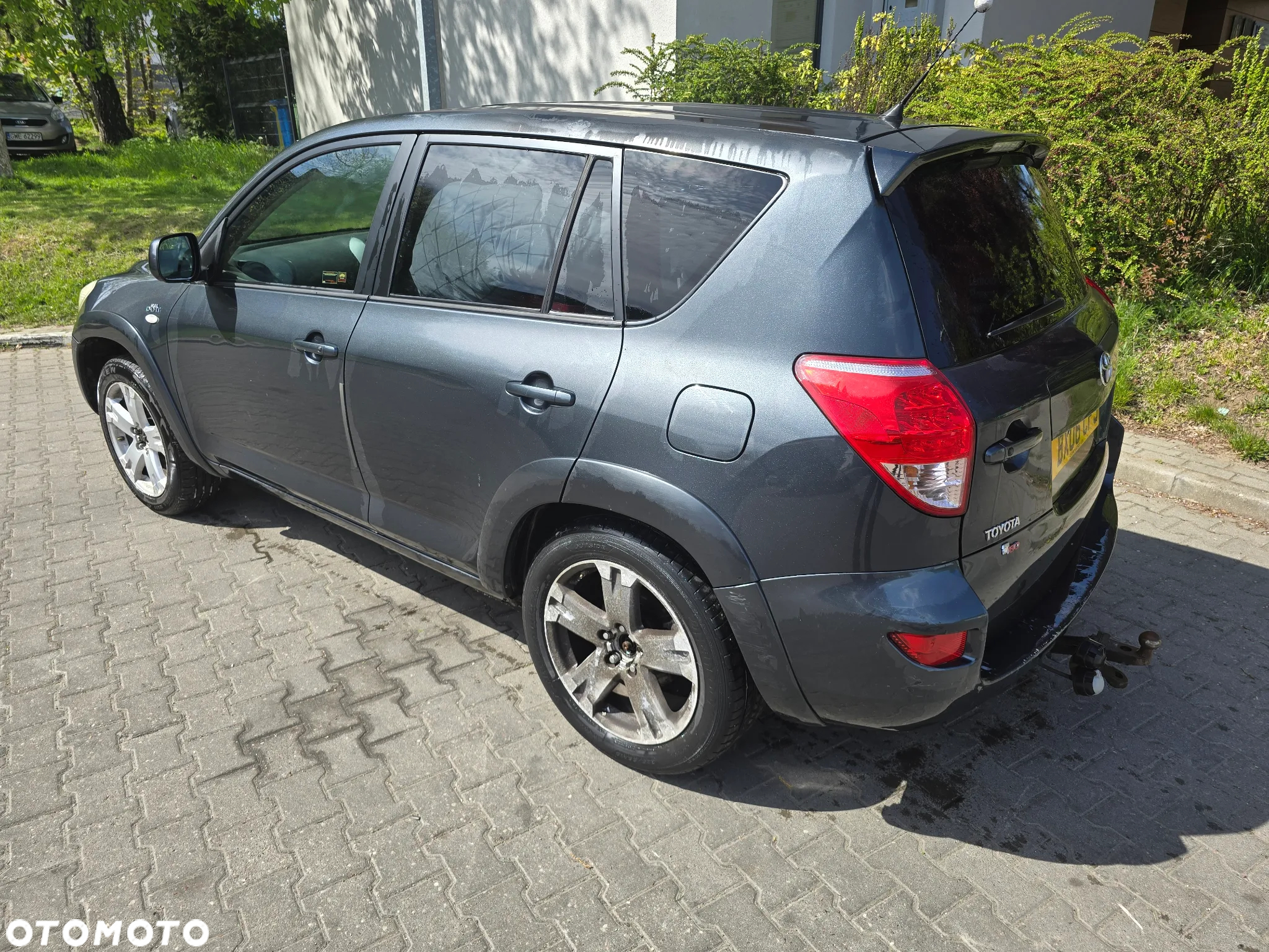 Toyota RAV4 - 4