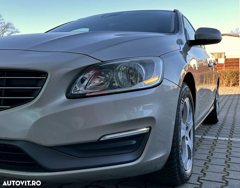 Volvo V60 - 25