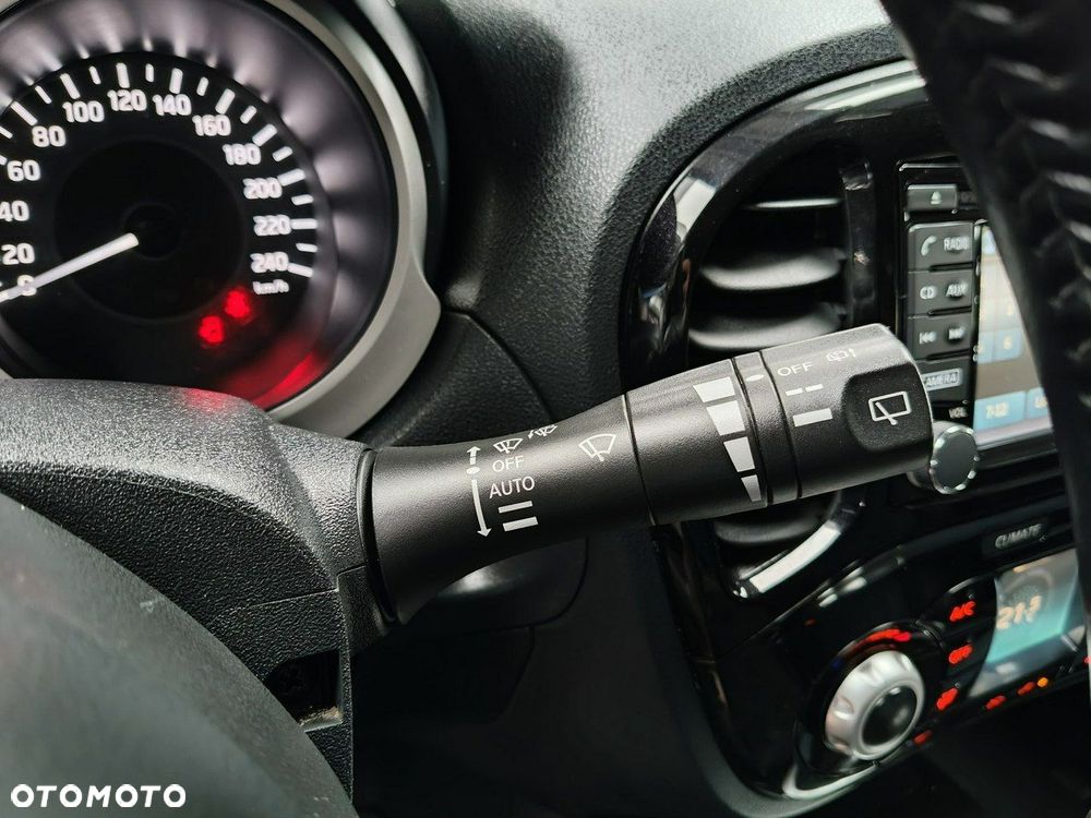 Nissan Juke - 25