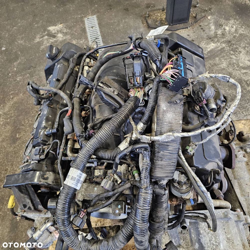 SILNIK KOMPLETNY CADILLAC DTS 4.6 - 3