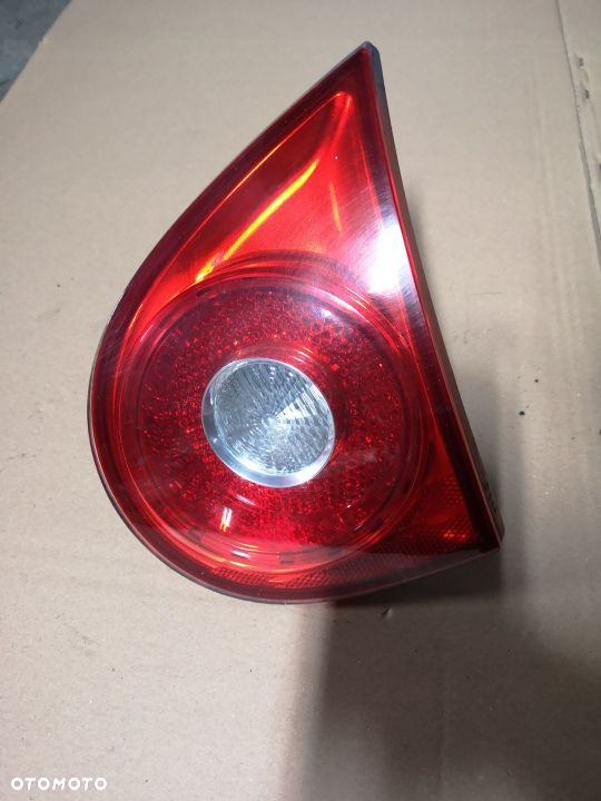 Lampa tylna prawa w klape VW Golf V Hatchback EU