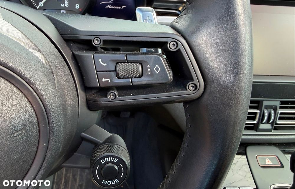 Porsche Macan T - 24
