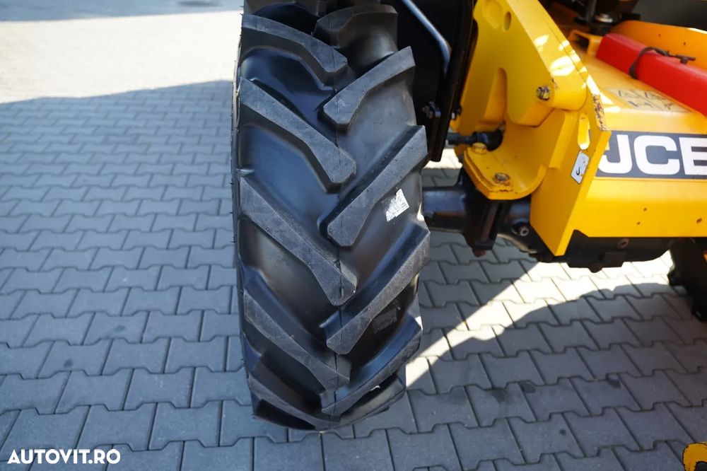 JCB 535-95 / ÎNCĂRCĂTOR TELESCOPIC CU DIRECȚIE / CUPĂ / FURCĂ / ÎNCĂRCĂTOR / CAPACITATE DE RIDICARE 3.500 KG / - 20