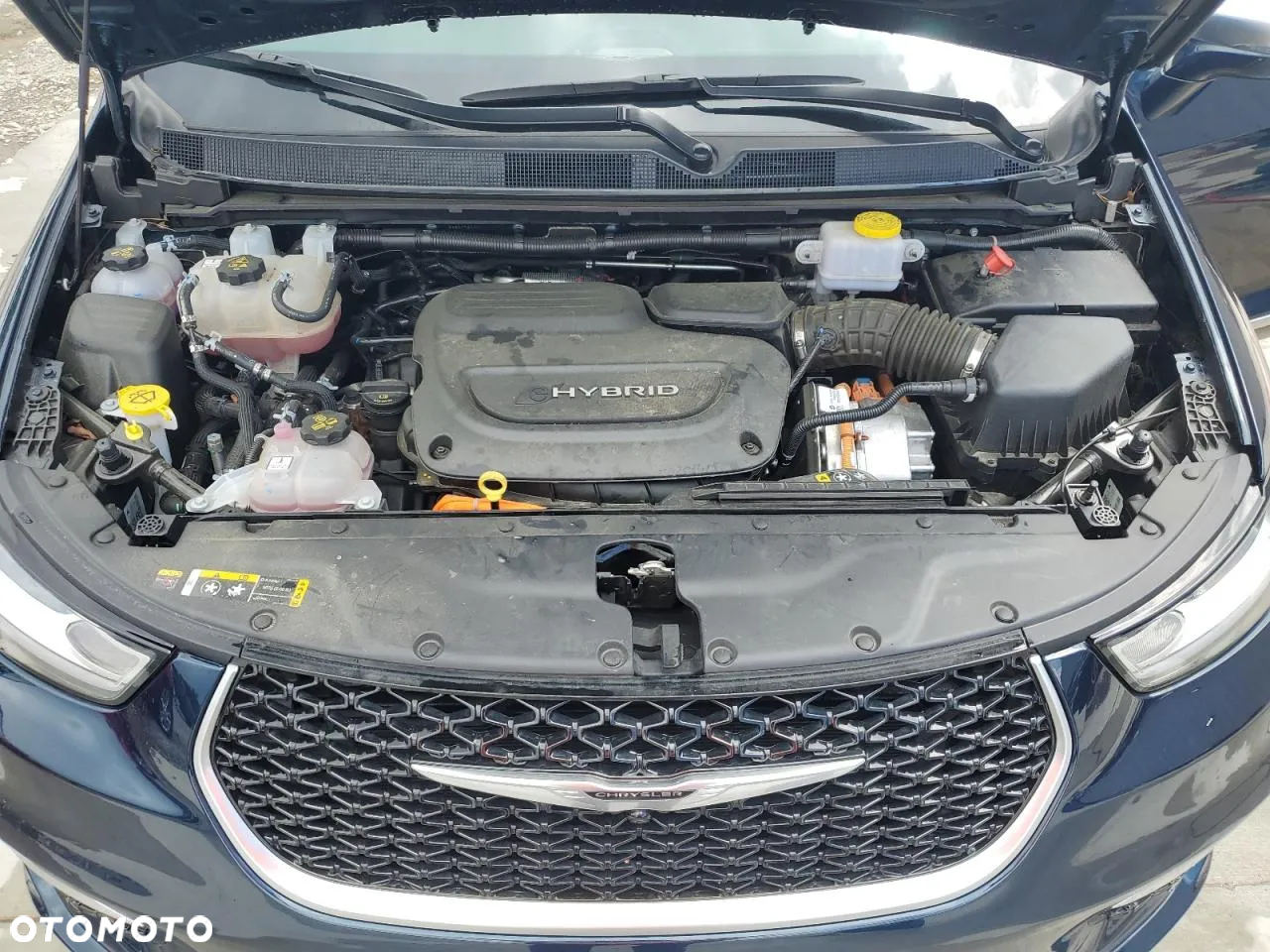 Chrysler Pacifica - 15