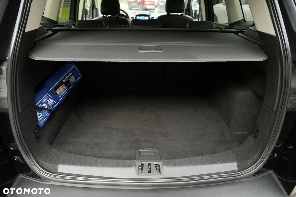 Ford Kuga 2.0 TDCi 4x4 Titanium - 25