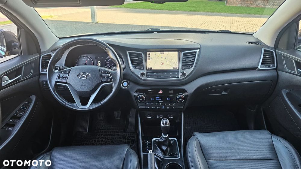 Hyundai Tucson 1.7 CRDI BlueDrive TourdePologne 2WD - 3