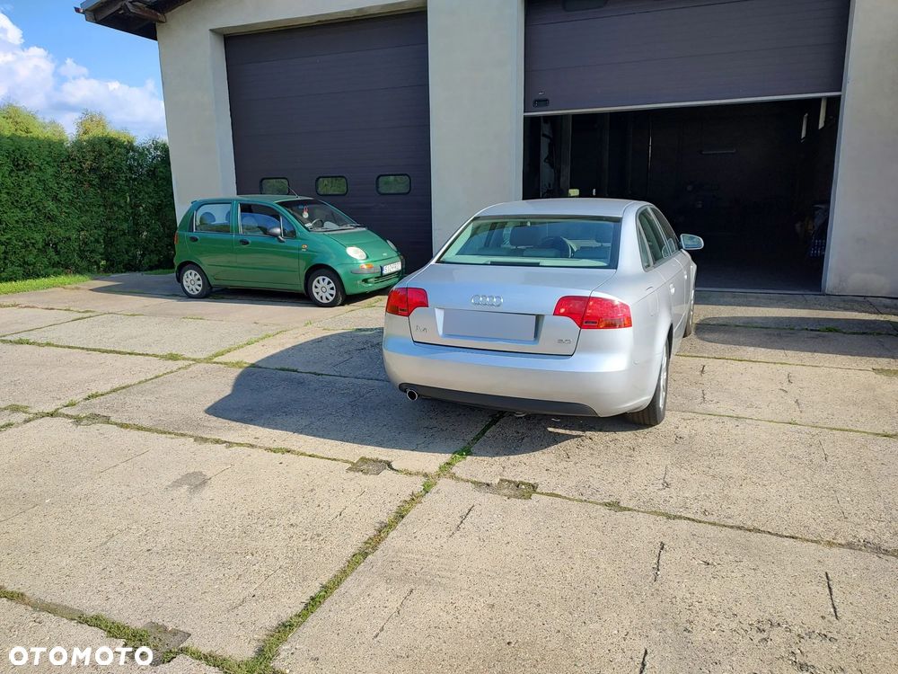 Audi A4 Limousine 2 - 20