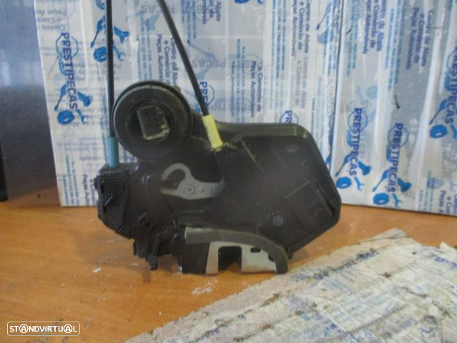 Fecho 70518154 SUZUKI GRAND VITARA 2007 TD 4 PINOS - 2