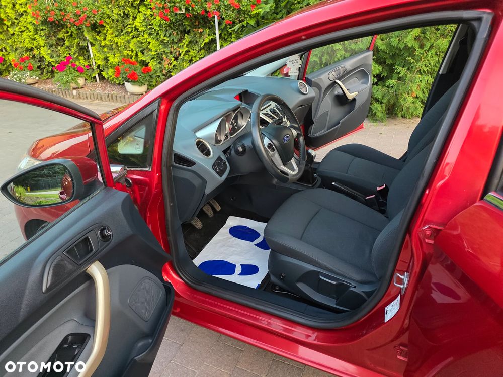 Ford Fiesta 1.25 Titanium - 24