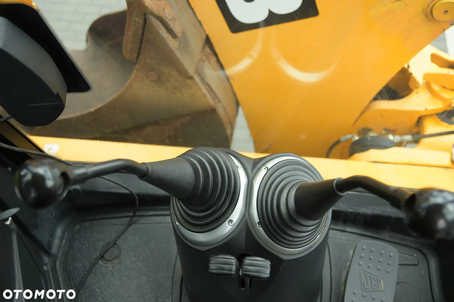 JCB KOPARKO ŁADOWARKA///* JCB 3CX///* SITEMASTER///* 2017///* 4×4///* 4300MTh///* BEZ ADBLU///* BEZ EGR///* WIDŁY///* STAN BARDZO DOBRY - 24
