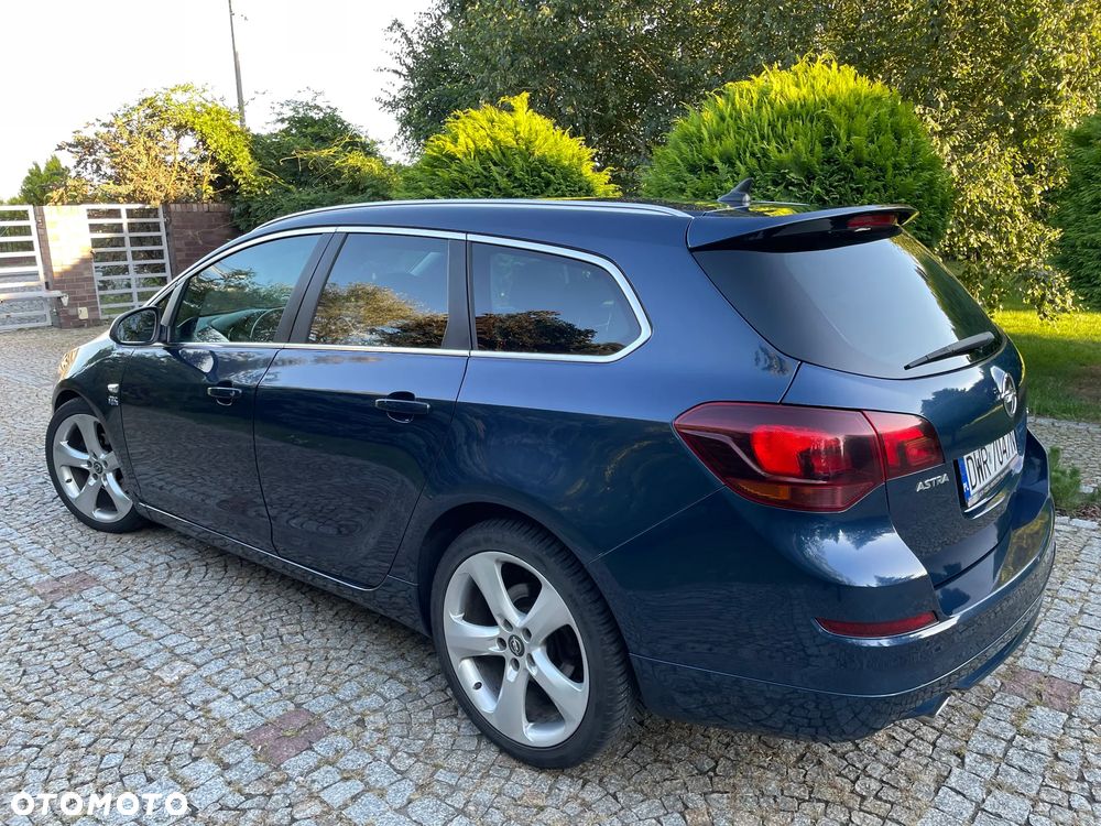 Opel Astra - 2