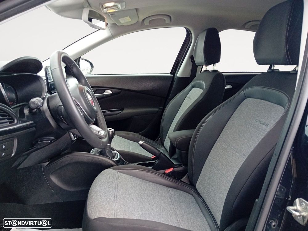 Fiat Tipo Cross 1.0 GSE T3 - 9