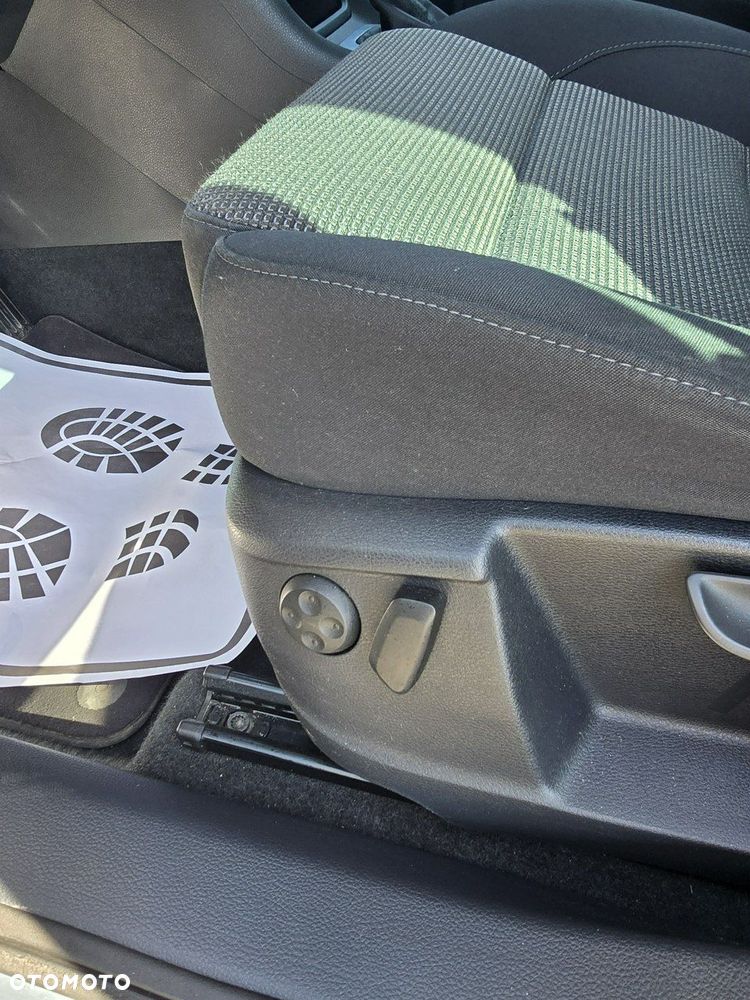 Volkswagen Sharan - 17