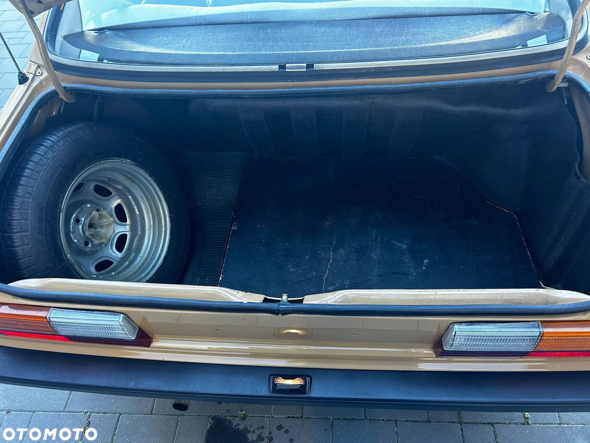Audi 80 1.6 CL - 14