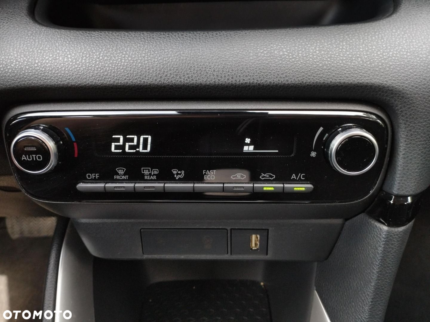 Toyota Yaris - 21