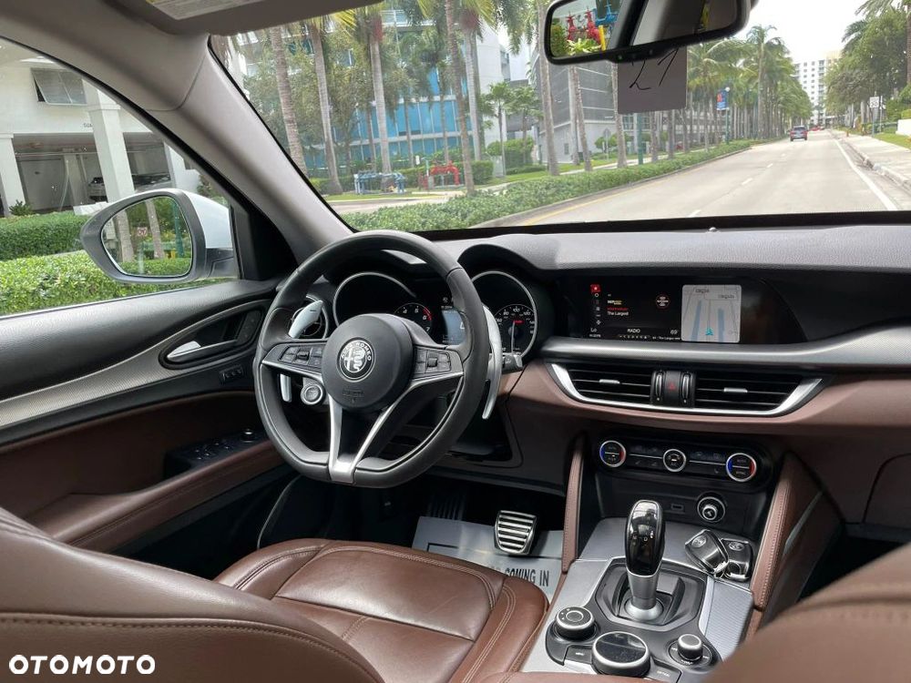 Alfa Romeo Stelvio 2.0 Turbo 16V AT8-Q4 Super - 14