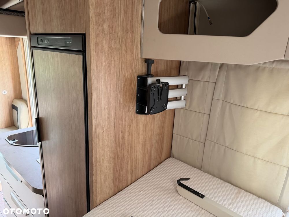 KNAUS R21 - 26