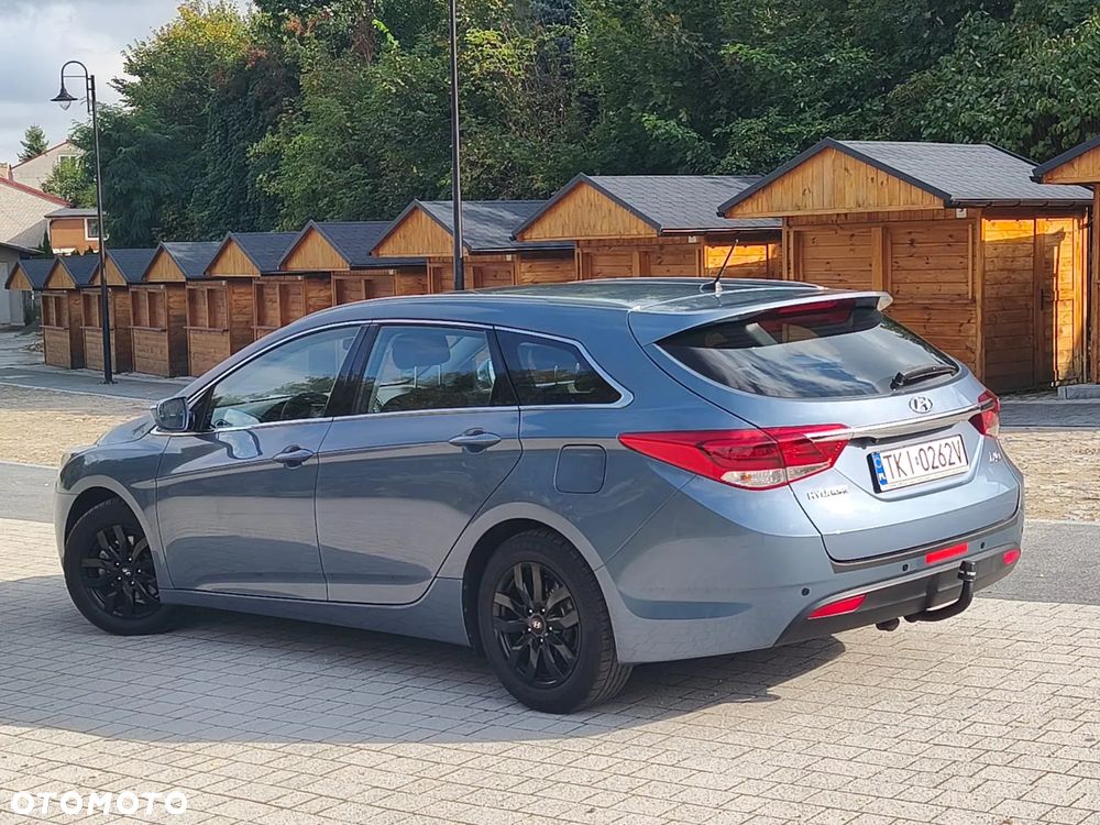 Hyundai i40 Kombi blue 1.6 Family+ - 7