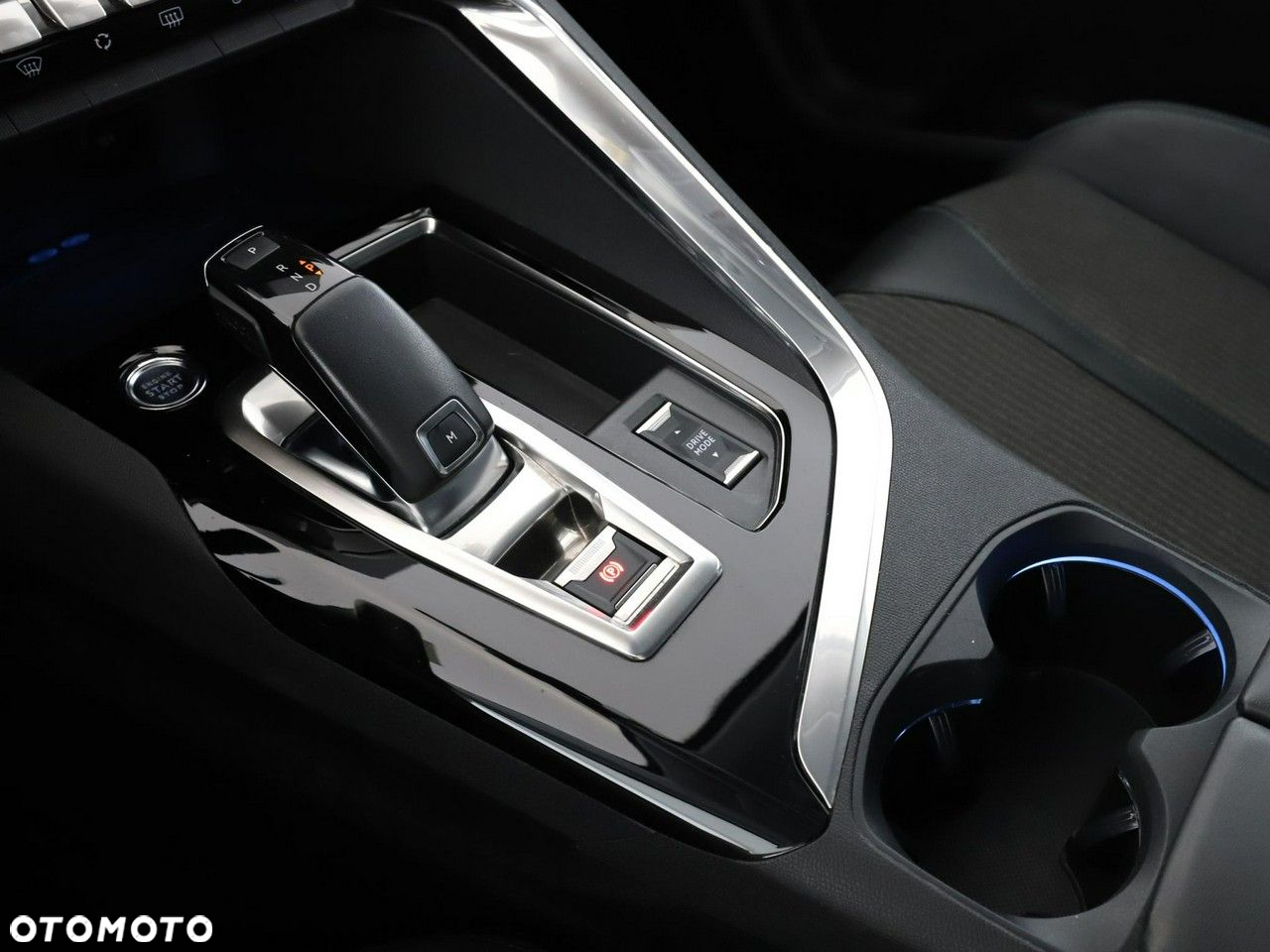 Peugeot 3008 PureTech 130 Stop & Start GPF EAT8 Allure Pack - 33