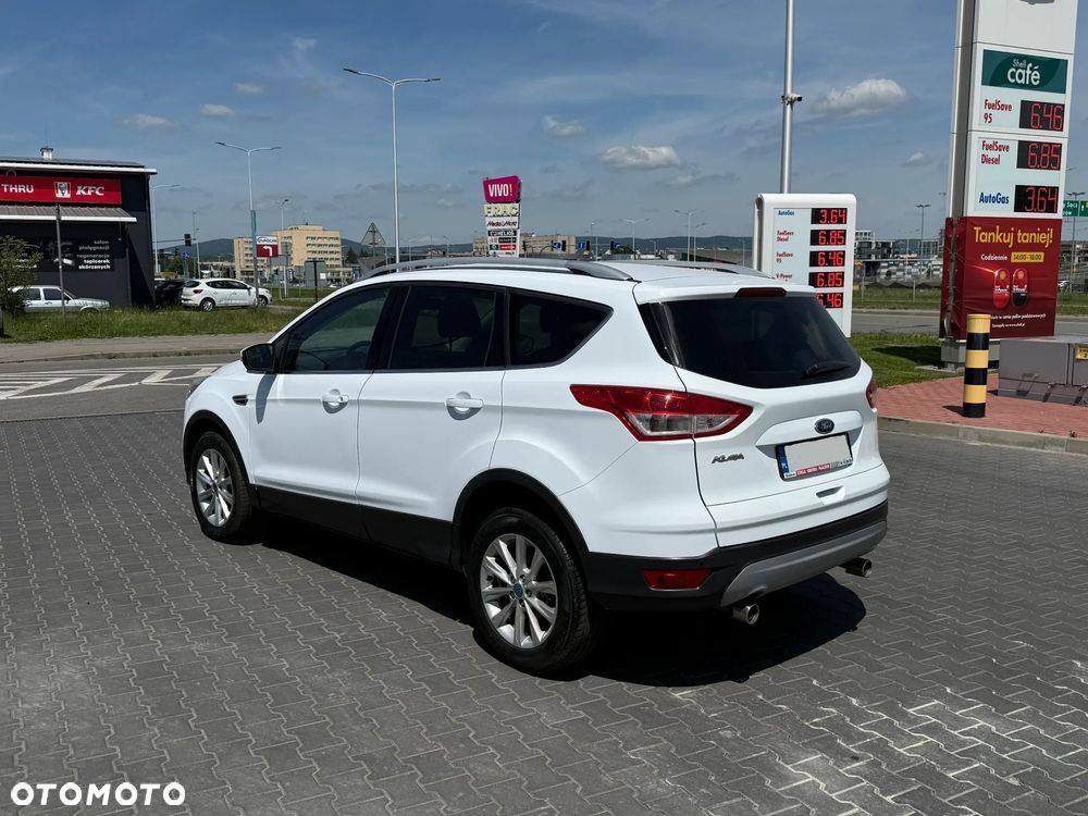Ford Kuga - 4