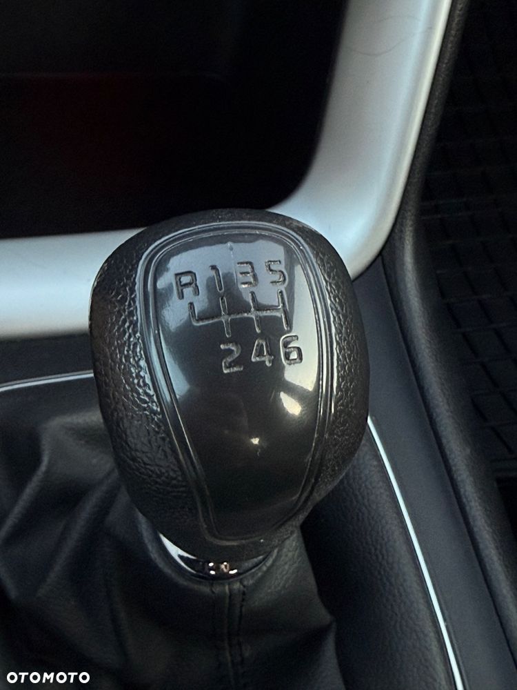 Kia Ceed 1.4 CVVT - 19