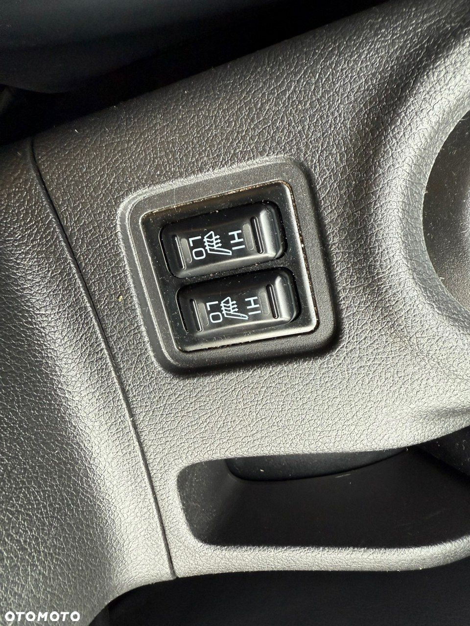 Mitsubishi Outlander - 16