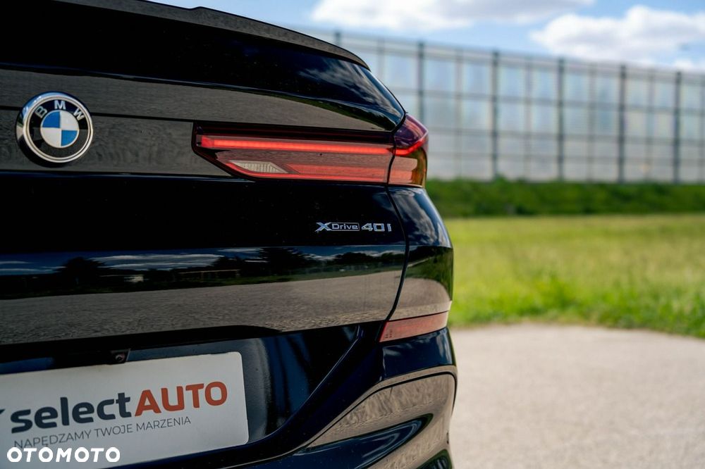 BMW X6 xDrive40i - 15