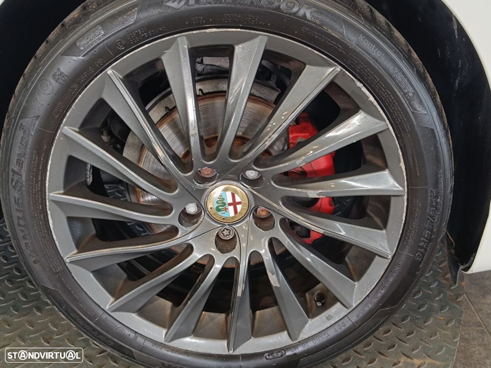 Alfa Romeo Giulietta 1.6 JTDM Distinctive - 9