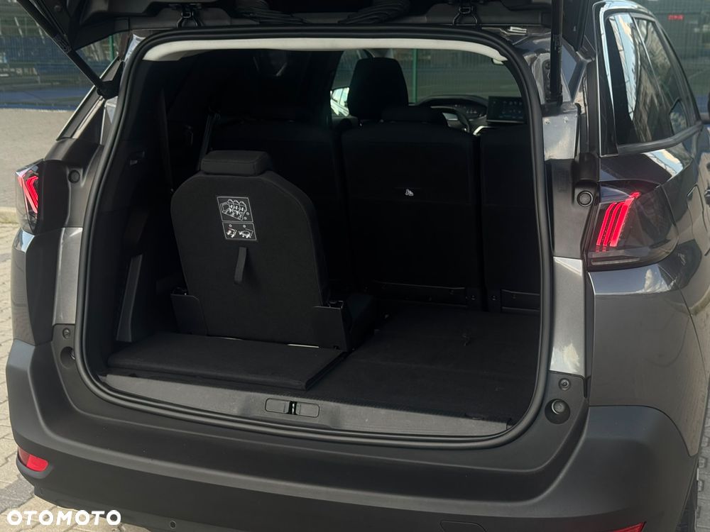 Peugeot 5008 PureTech 130 EAT8 Stop & Start Roadtrip - 21