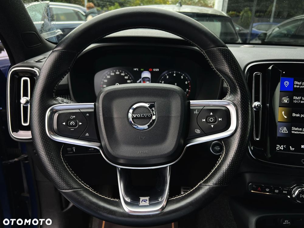 Volvo XC 40 T4 AWD Geartronic R-Design - 26