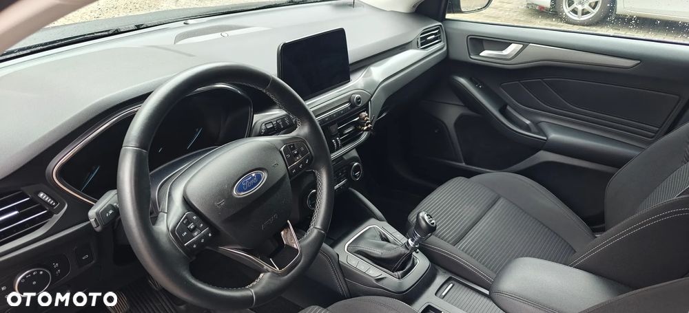 Ford Focus 1.0 EcoBoost Titanium - 10