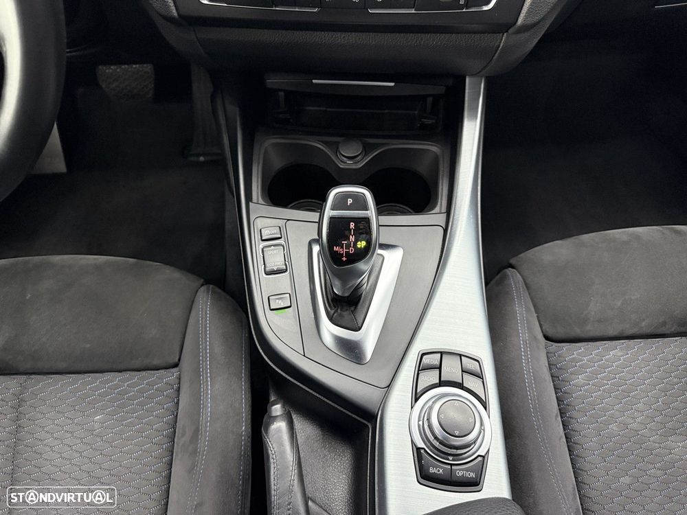 BMW 125 dA Pack M - 29