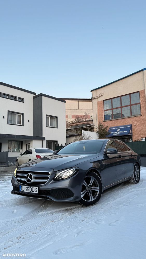 Mercedes-Benz E 220 d T-Modell Aut - 9