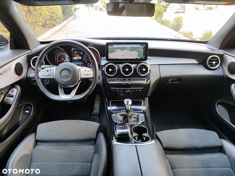 Mercedes-Benz Klasa C 180 AMG Line - 10