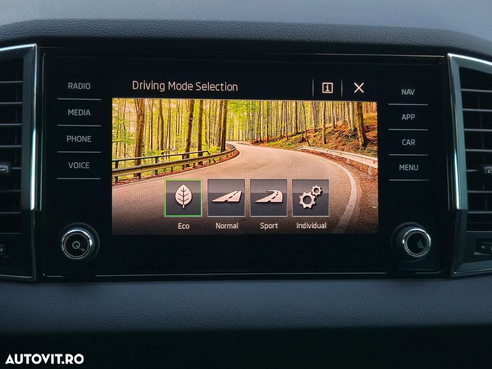 Skoda Karoq 1.5 TSI DSG Sportline - 27