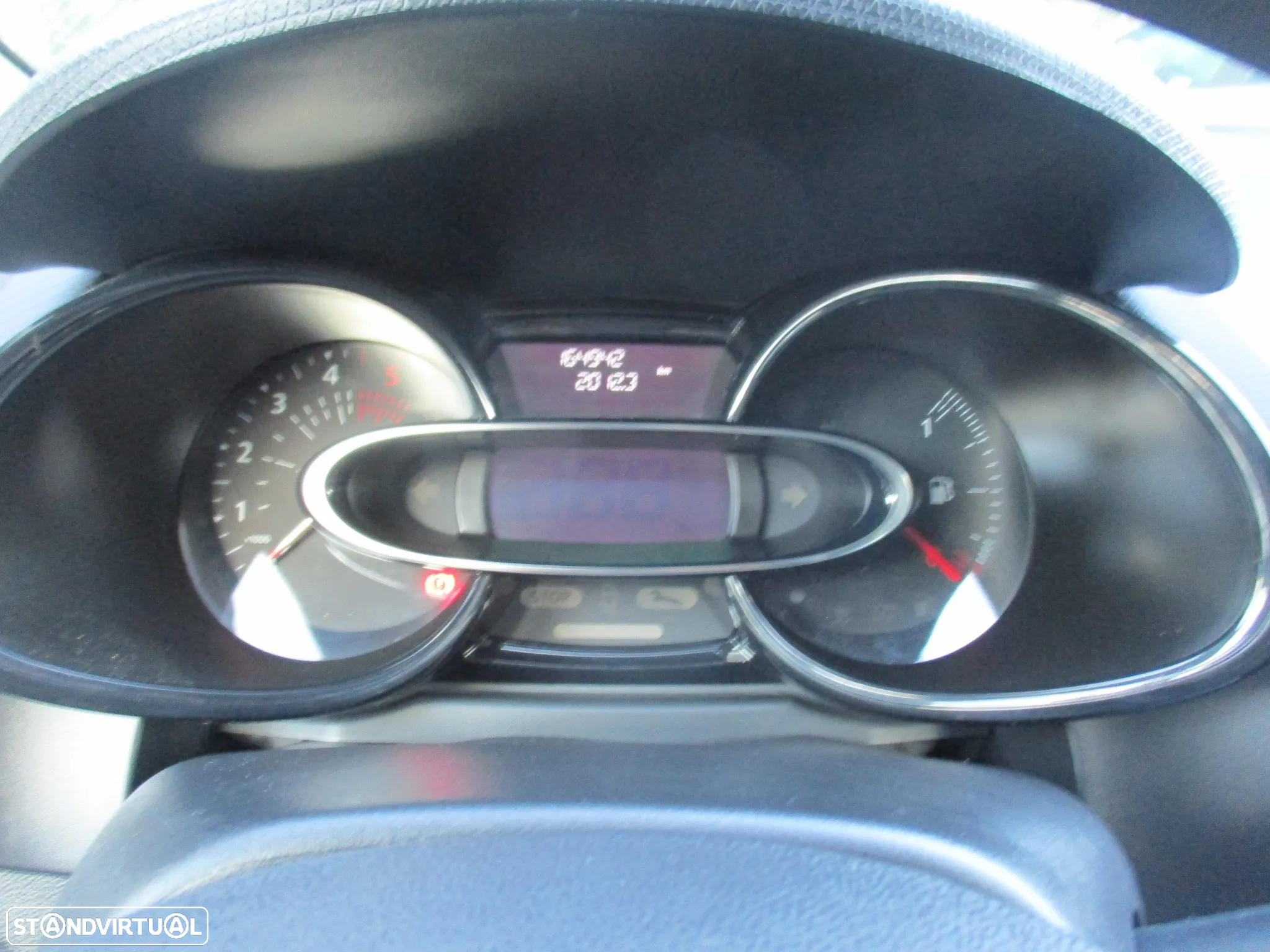 Renault Clio 1.5 dCi Zen - 12