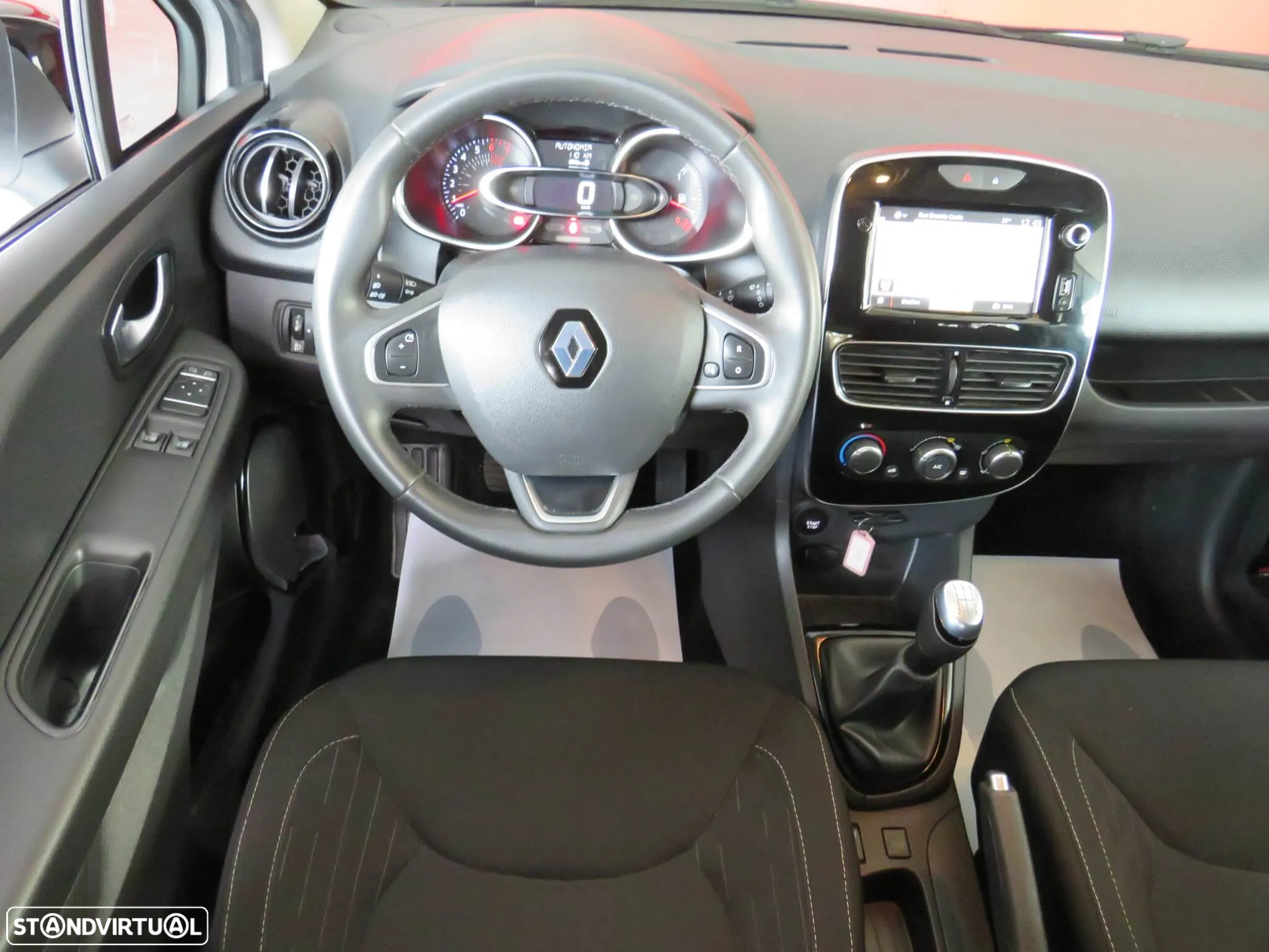 Renault Clio Sport Tourer 0.9 TCe Limited - 15