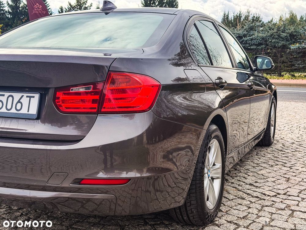 BMW Seria 3 - 33