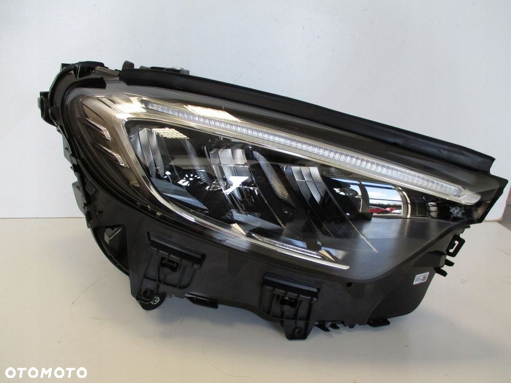 Lampa MERCEDES GLC 254 A2549061600 PRAWA - 2