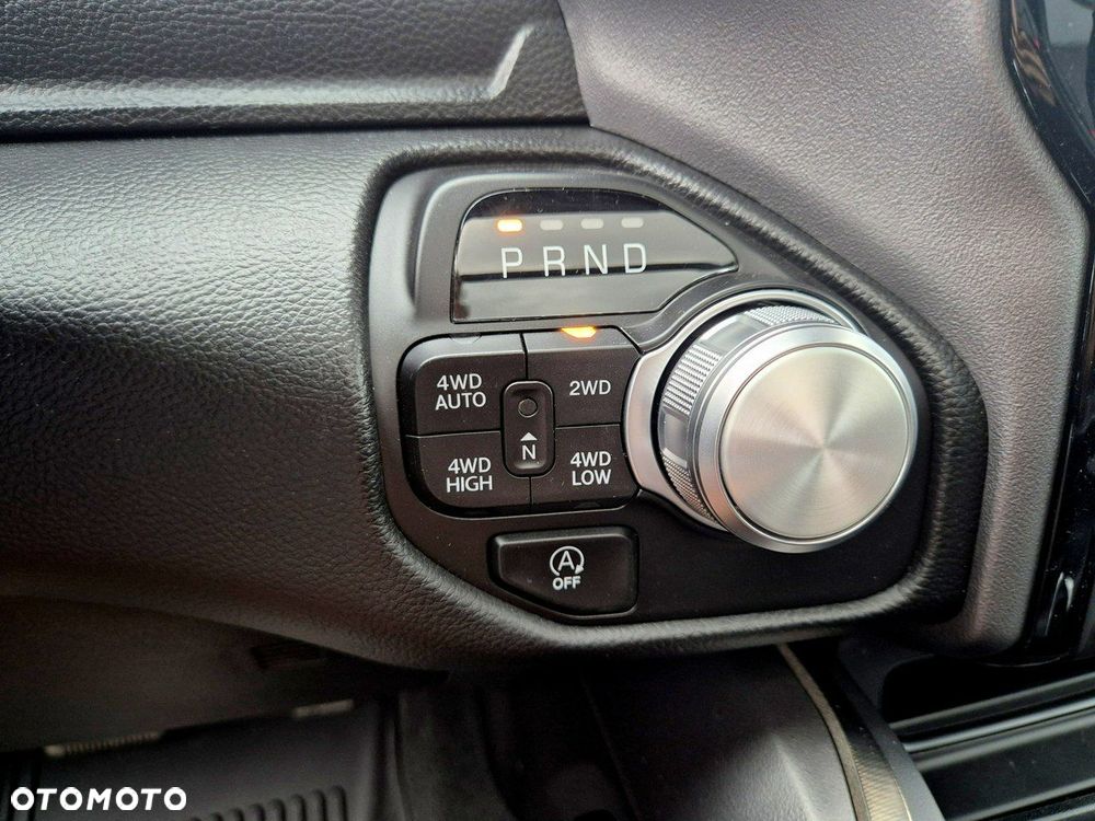 RAM 1500 Crew Cab Sport - 29